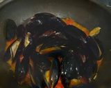 Foto del paso 5 de la receta: Spaghetti con mejillones al vino