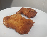 Foto del paso 4 de la receta: Contramuslo de pollo rebozado
