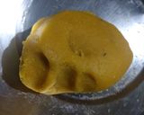 A picture of step 1 of Besan Diya Mathri.