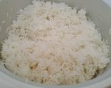 Foto langkah ke 1 dari resep Nasi goreng ayam.