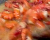 Foto langkah ke 1 dari resep Udang & Jagung Saus Padang.