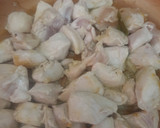 Foto del paso 1 de la receta: Pollo en salsa de tomate casera