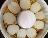 A picture of step 7 of Layered veg maggi handwa.