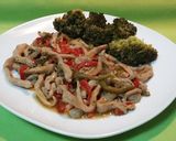 Foto del paso 7 de la receta Pollo marinado con soja y verduras 