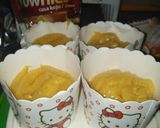 Foto langkah ke 3 dari resep Cupcakes Simpel.