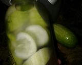 Foto langkah ke 2 dari resep Infused water cucumber.