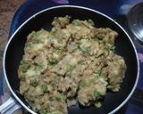 A picture of step 4 of Khasta Aaloo Samosa.