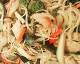Foto del paso 5 de la receta: Pad Thai de pollo