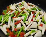 Foto del paso 1 de la receta Revuelto de ajetes