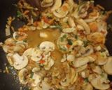 Foto del paso 4 de la receta: Risotto de hongos y pollo