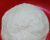 Hình bước làm 1 của món Bánh mì cuộn xúc xích