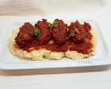 A picture of step 7 of Chicken Soutzoukakia.