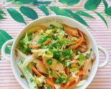 Hình bước làm 4 của món Chả cá xào bắp cải và cà rốt