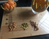 মাস্ক মেলন ভেনিলা (Musk melon vanilla milkshake recipe in bengali) রেসিপি ধাপ - 1 ছবি