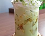 Foto langkah ke 4 dari resep Matcha Osmanthus Chrysanthemum Jelly.