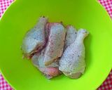 Foto del paso 1 de la receta Pollo alexis Urrutia en bolsa al horno con patatas fritas