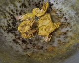Foto langkah ke 7 dari resep Soto Ayam Ceker Tulangan Kuah Kuning.