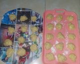 Foto langkah ke 5 dari resep Donat Ekonomis.