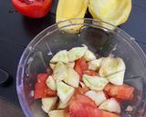 Une image de l'étape 2 de Tomates et courgettes farcies à la poêle.