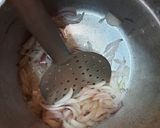 A picture of step 4 of Onion pulao😋.