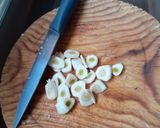 Foto del paso 3 de la receta Muslos de pollo en salsa de cebolla