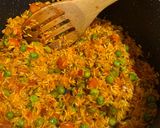 صورة لخطوة 2 من وصفة أرز أصفر بالخضار 🍚🍚