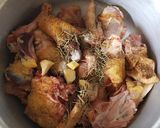 A picture of step 5 of Kuku Kienyeji (organic chicken) stew.