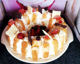 Une image de l'étape 6 de Charlotte aux ananas 🍍 et chantilly.