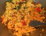 A picture of step 8 of Rawa Upma.