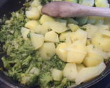 Foto del paso 9 de la receta: Tortilla de patata light con brócoli