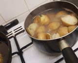 A picture of step 1 of Potato snack.