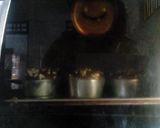 Foto langkah ke 6 dari resep Chocolate Custard Muffin.