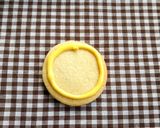 A picture of step 6 of Emoji Cookie's.