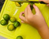 Hình bước làm 2 của món Vào bếp cùng con: trà tắc ô long