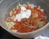 A picture of step 2 of Veggie sandwich.