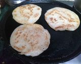 A picture of step 3 of Pancakes.