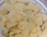 Foto del paso 1 de la receta: Tortilla de calabacín con patatas