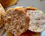 Foto langkah ke 6 dari resep Burger dengan patty homemade.