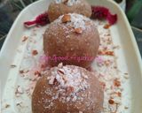A picture of step 7 of Gond ke ladoo.
