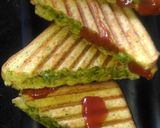 A picture of step 4 of Cheesy Green Peas Sandwich.