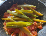 Foto del paso 3 de la receta: Rajas para la torta!