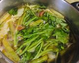 A picture of step 6 of Salmon & Kang Kong in Tamarind Broth : Filipino Fish Sinigang > Savoury Sour Soup vs Tom Yum.
