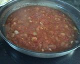 Foto del paso 2 de la receta: Pechuga de pollo en salsa de tomate