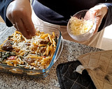 Foto del paso 9 de la receta: Pasta con Salteado de Verduras y Hamburguesa