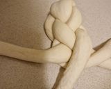 A picture of step 8 of Swiss Braid Bread (Zopf/Tresse/Treccia).
