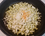 Foto del paso 2 de la receta: Fideuá de calabacin y gambas