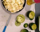 Foto del passaggio 2 della ricetta Cestini di zucchine ripieni di riso👩‍🌾