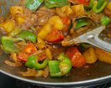 A picture of step 3 of Aloo Paneer With Capsicum Curry/ Paneer Aloo Aur Shimla Mirch Ki Tariwali Sabzi.