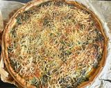 Foto del paso 7 de la receta: Crostata de espinacas y gambas con base de mostaza