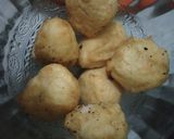 A picture of step 2 of Dahi Bhalle.